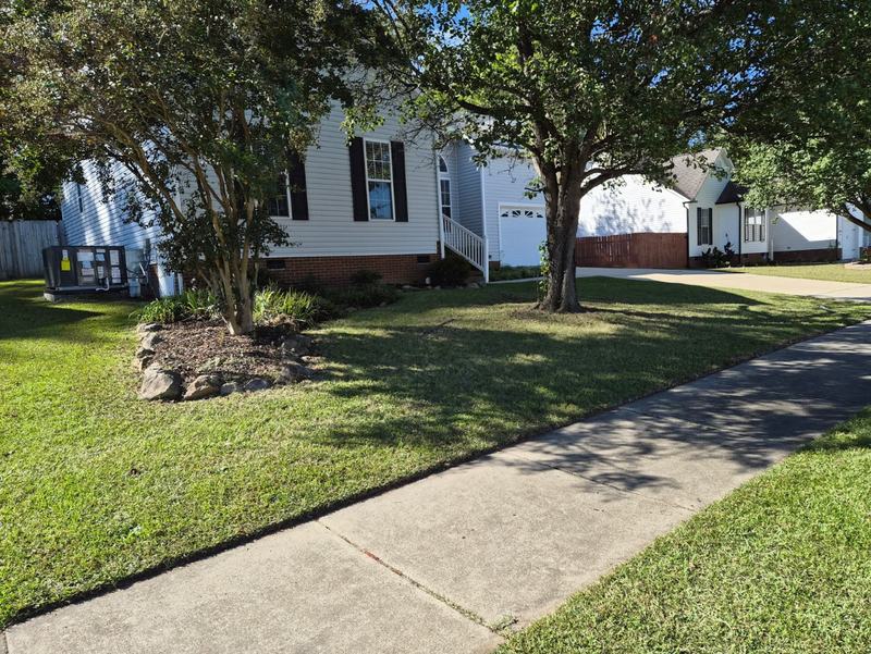 Front yard after lawn maintenance by Good Life Landscapes